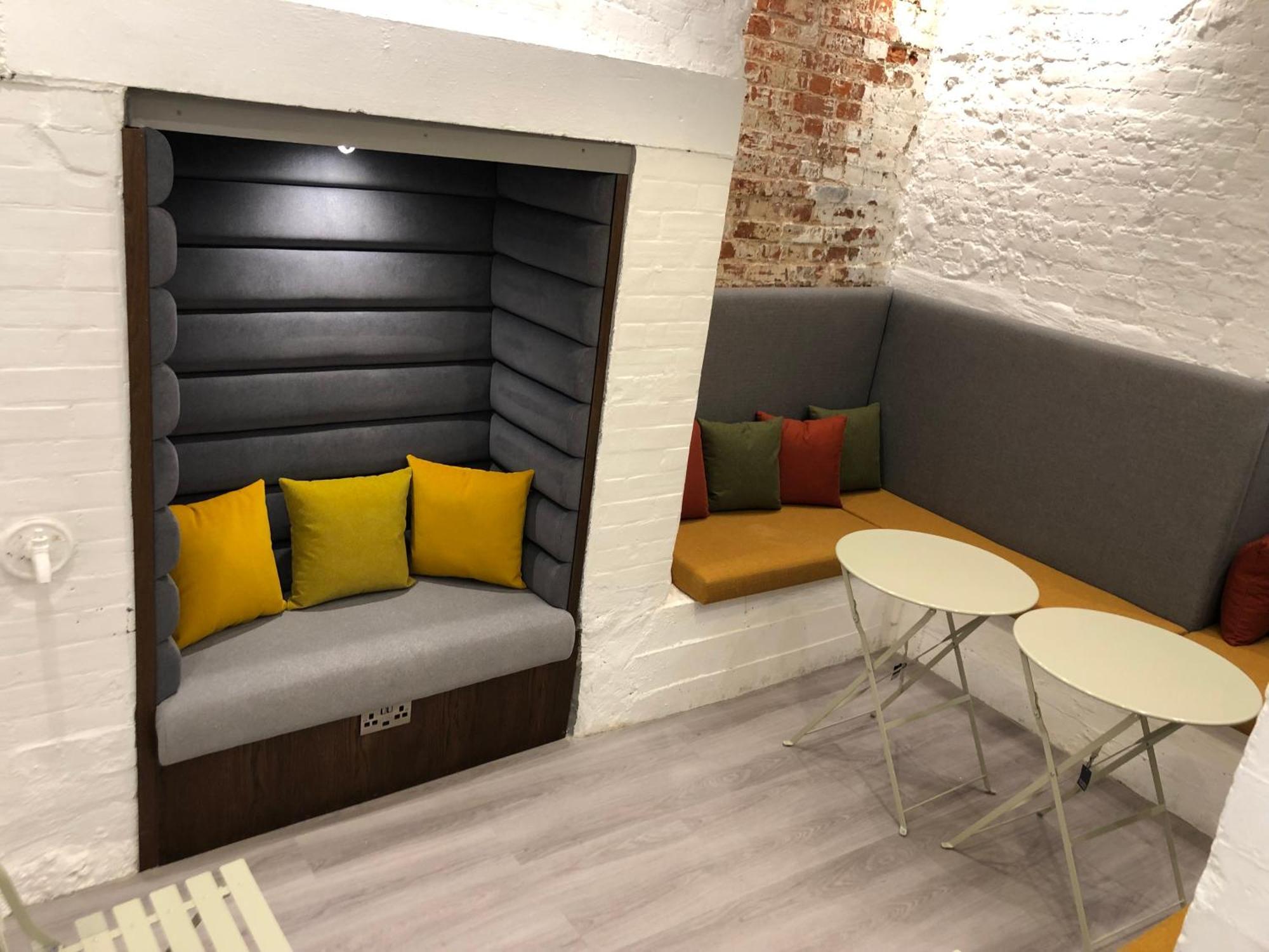 Digital Nomad Studio Норвич Экстерьер фото